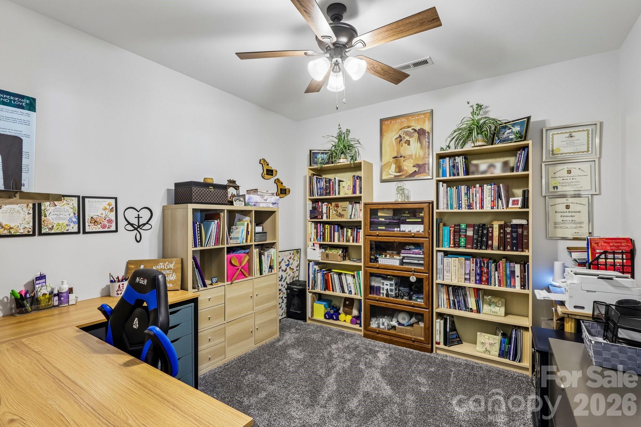 5301 Garden Gate Drive Property Photo 23
