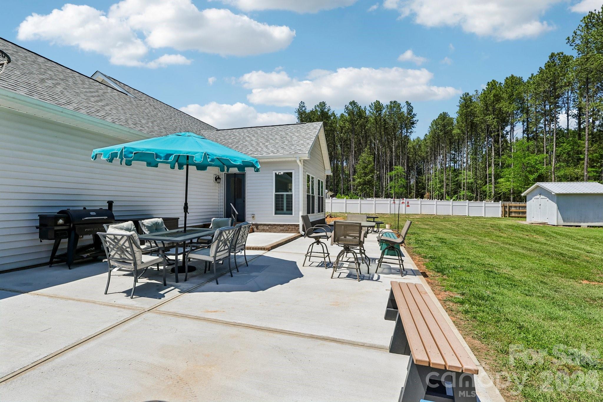 5301 Garden Gate Drive Property Photo 25