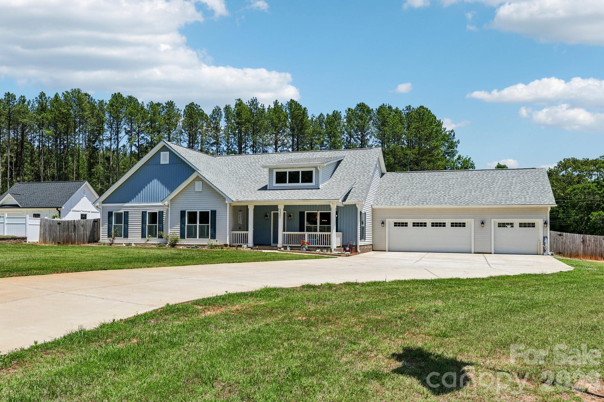 5301 Garden Gate Drive Property Photo 30