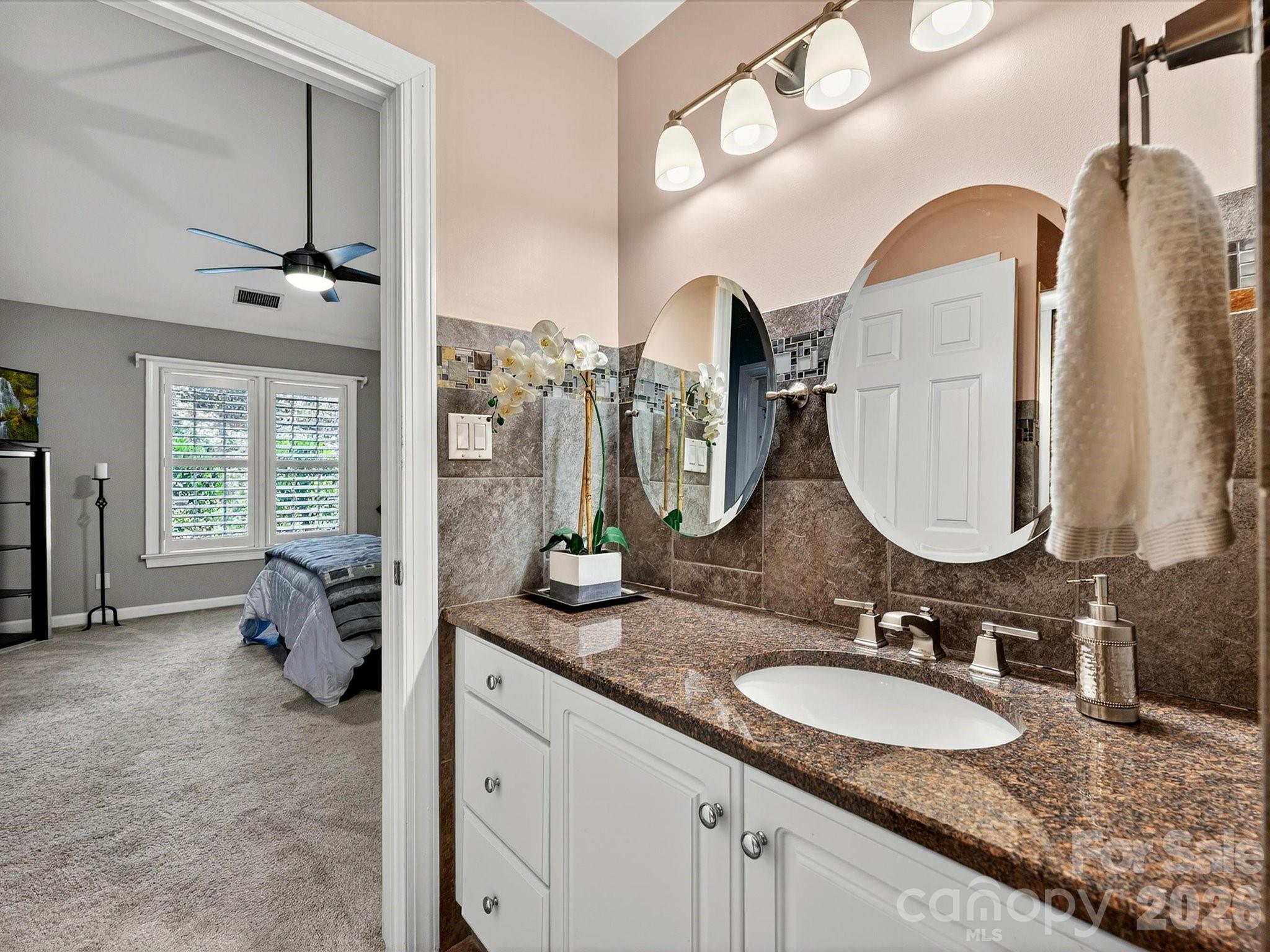 7444 Hurstbourne Green Drive Property Photo 20