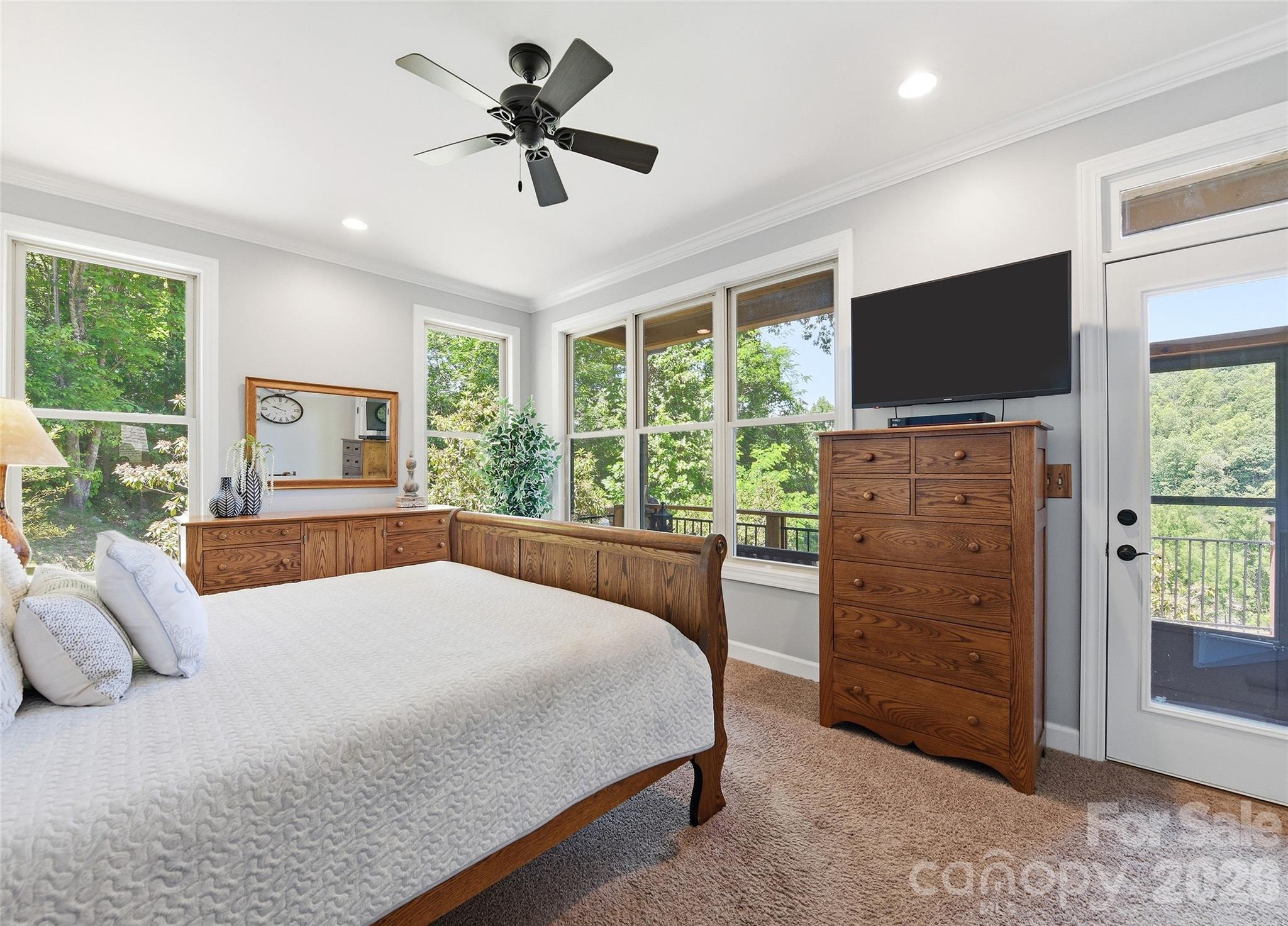 737 Traditions Way Property Photo 14
