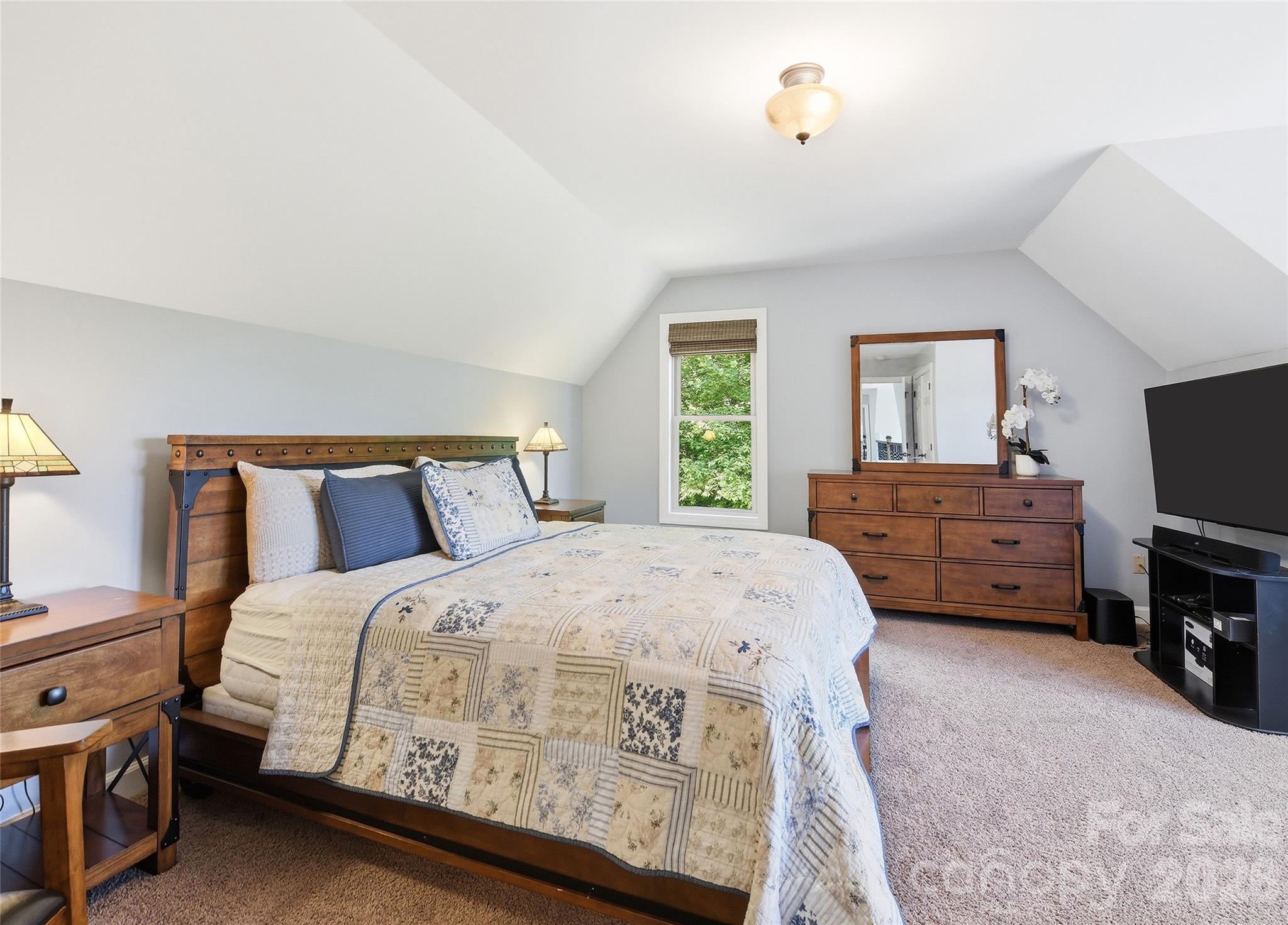 737 Traditions Way Property Photo 18