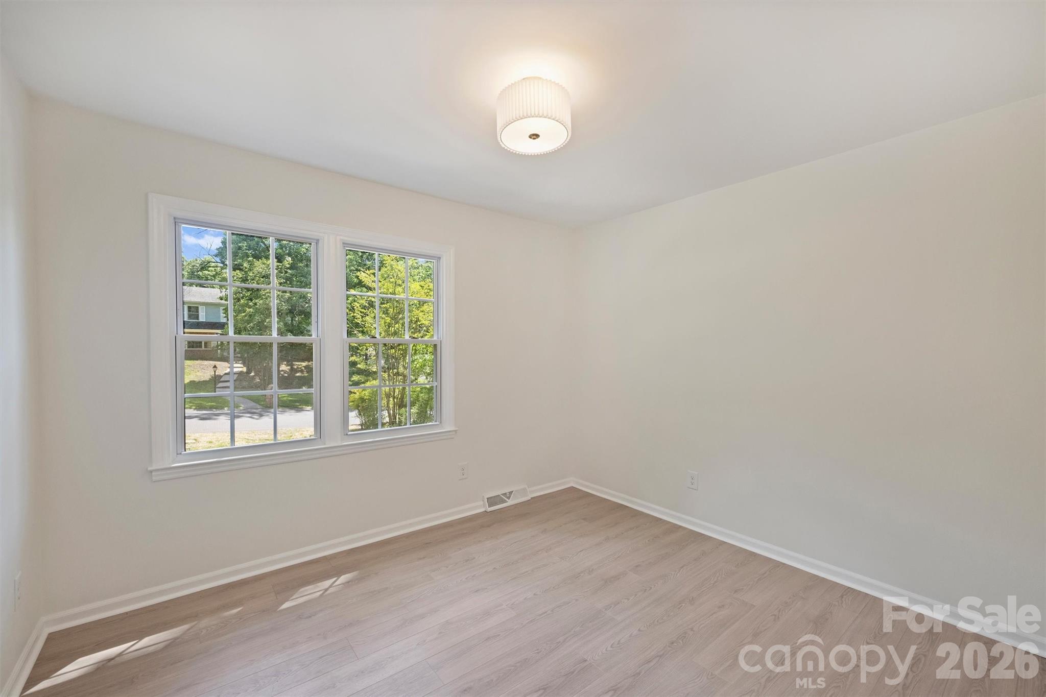 7420 Castlebar Road Property Photo 16