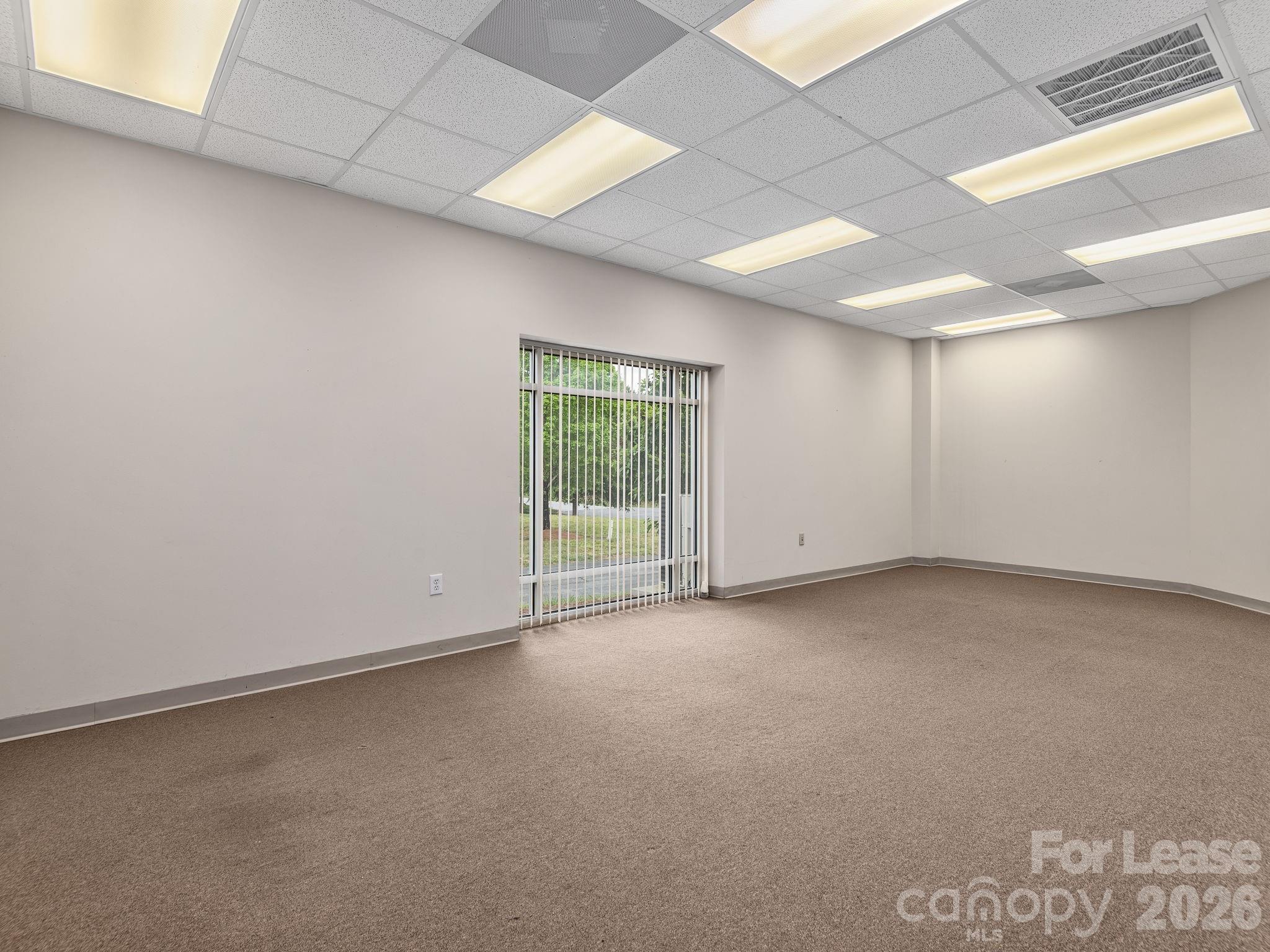 189 Continuum Drive B Property Photo 9