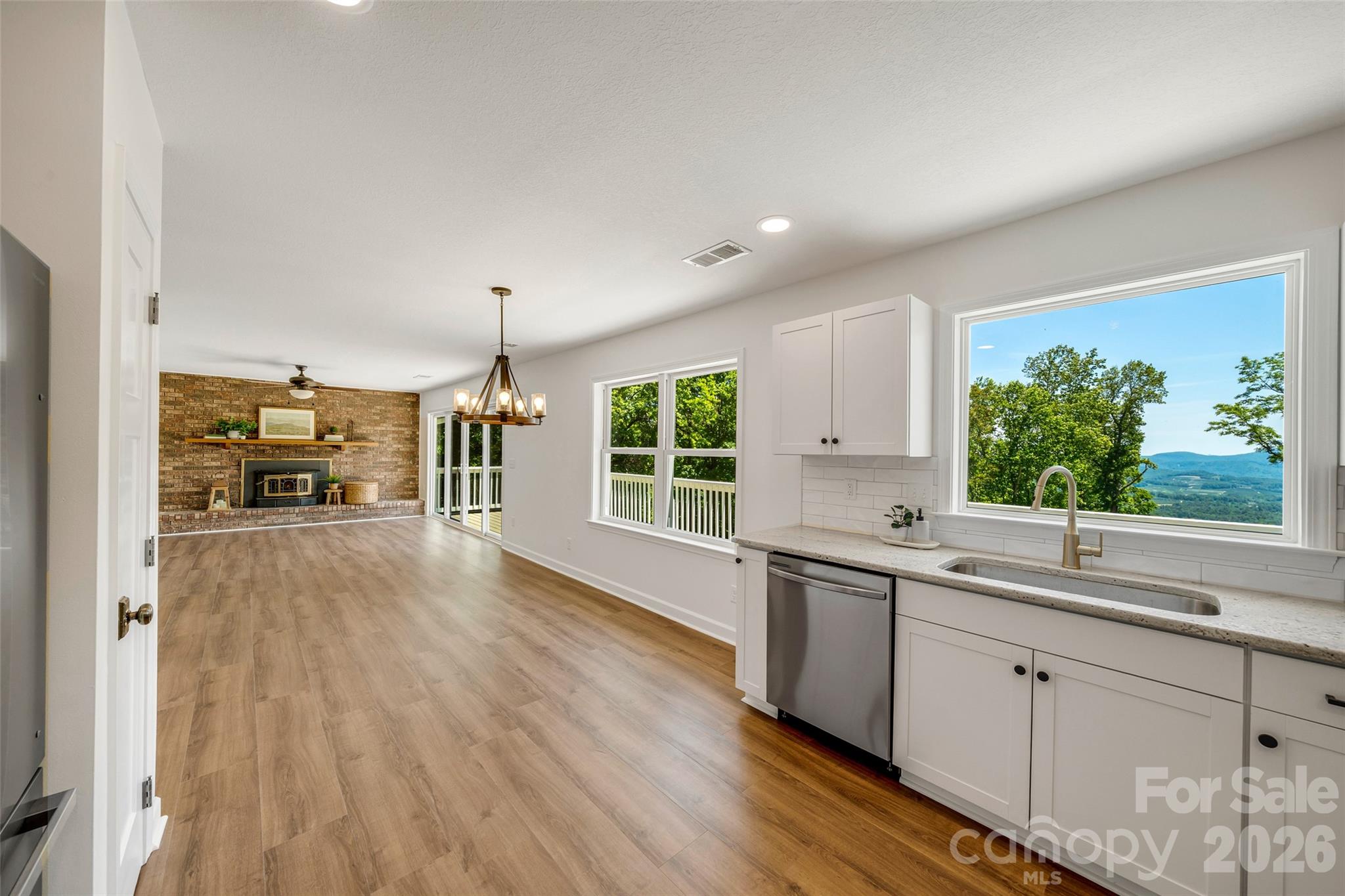 69 Milburn Lane Property Photo 8