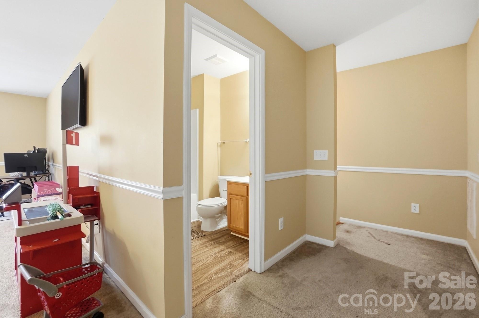 12610 Skymaster Court Property Photo 27