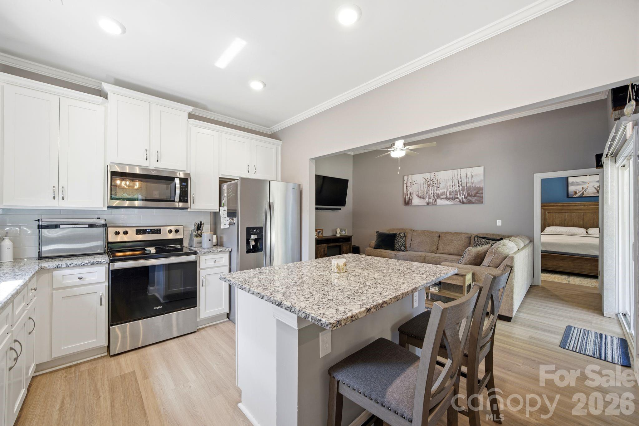 124 N Sina Street Property Photo 22