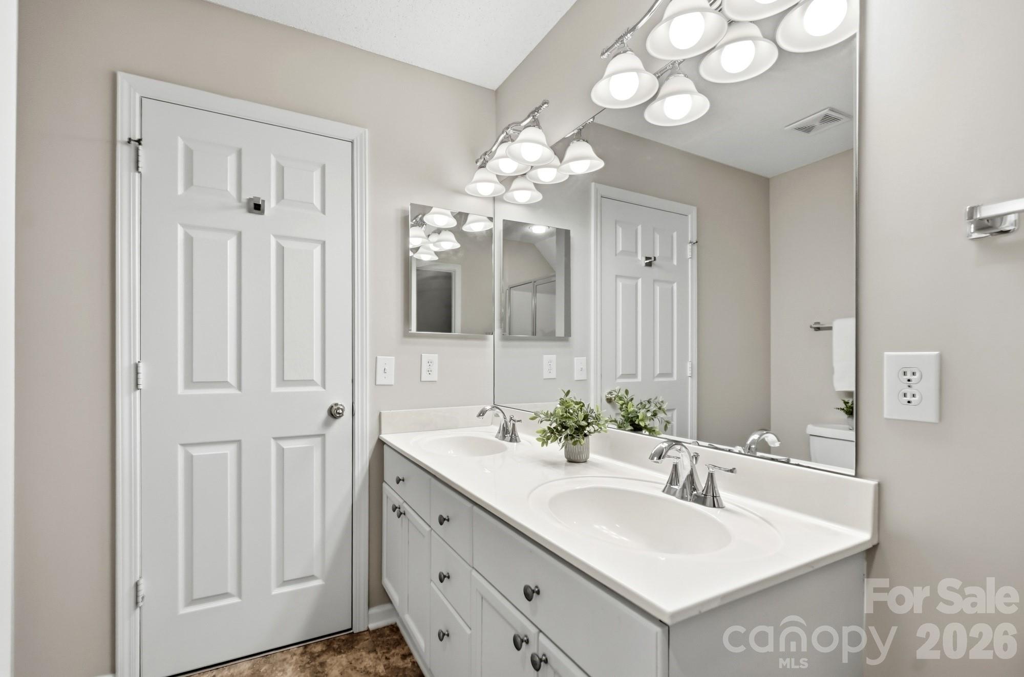 6068 Bobcat Place Property Photo 15