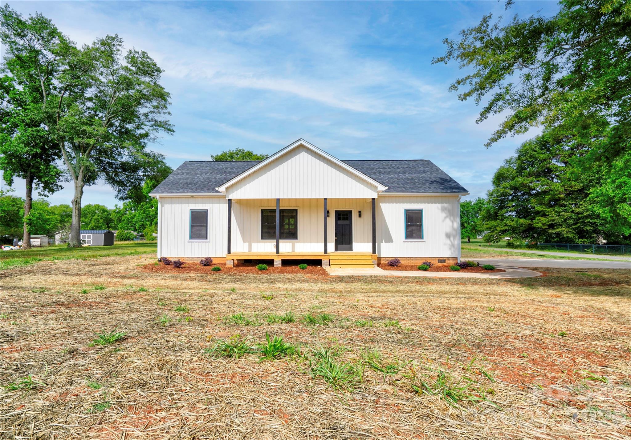 1168 Granite Drive Property Photo 2