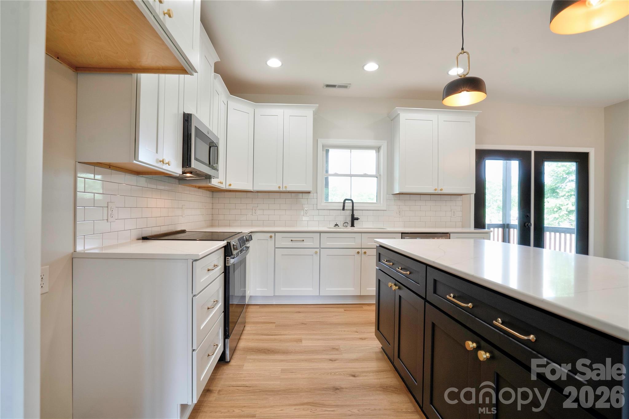 1168 Granite Drive Property Photo 12