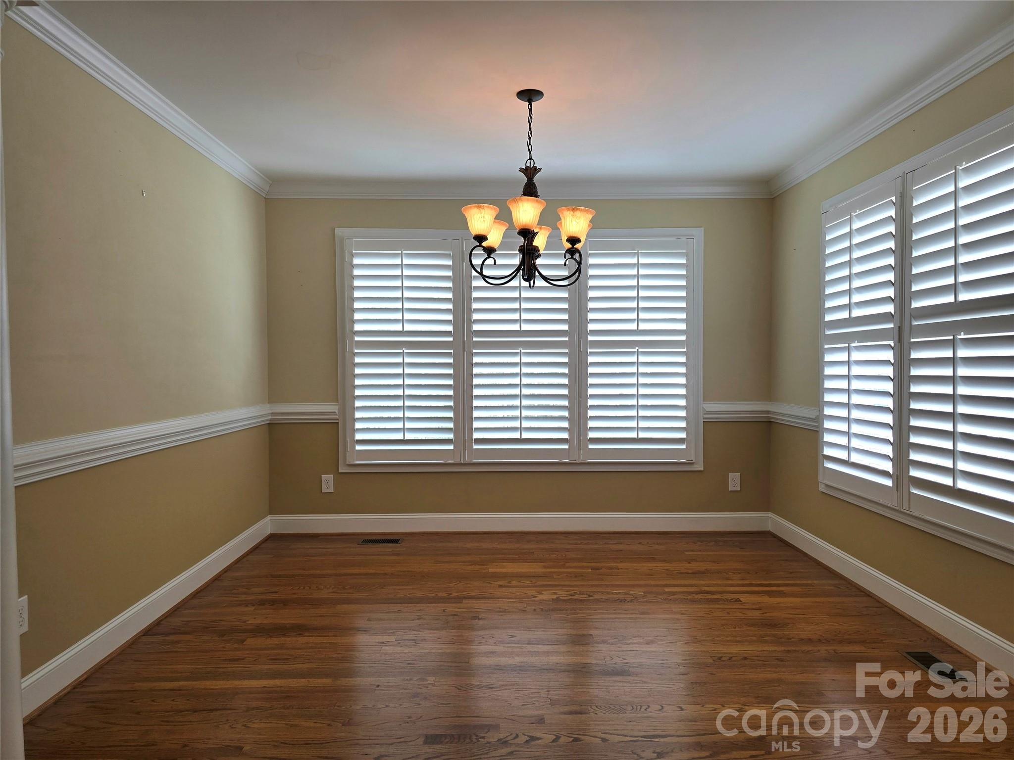 587 Marigold Drive Property Photo 9
