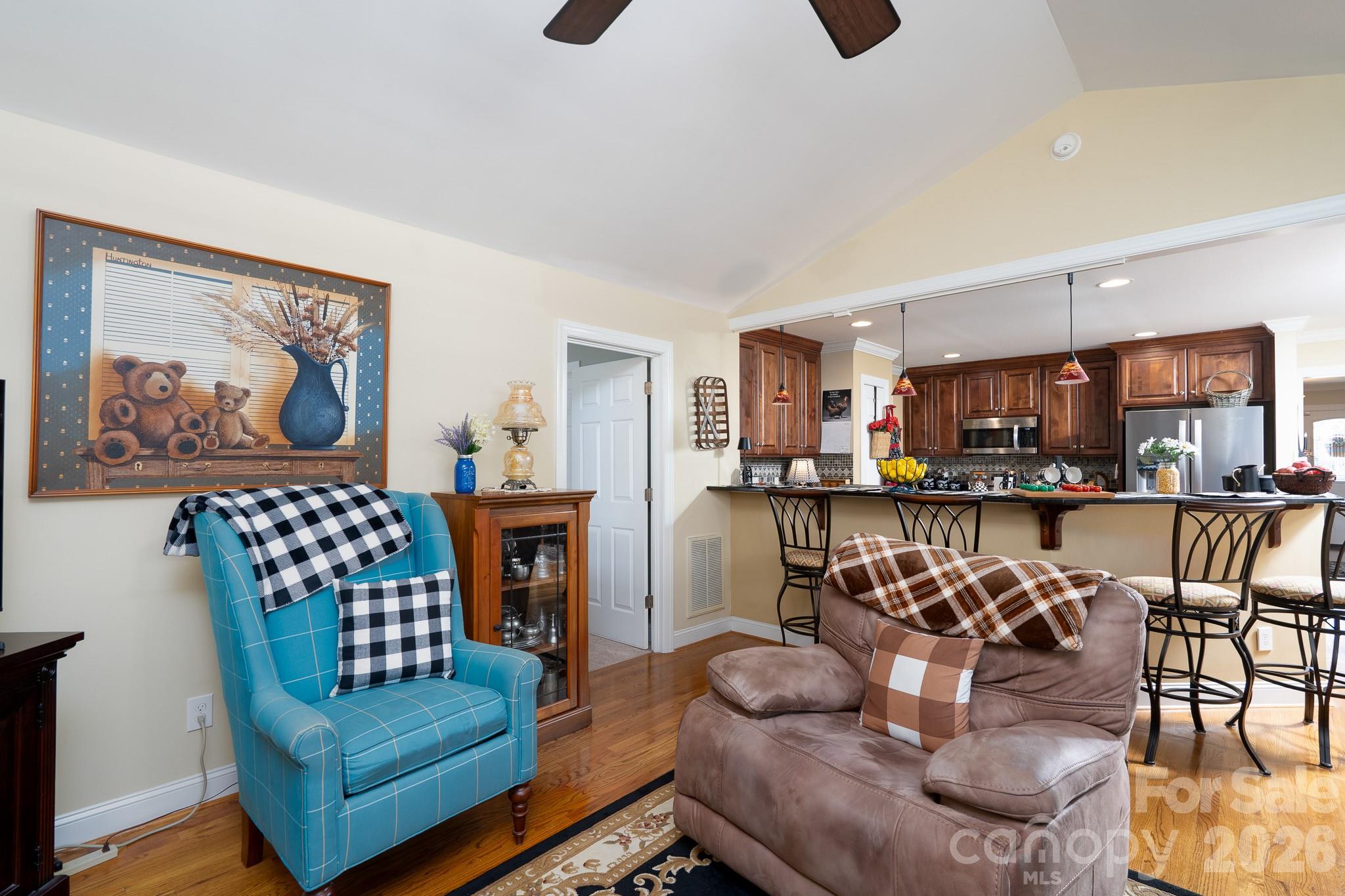 587 Marigold Drive Property Photo 19