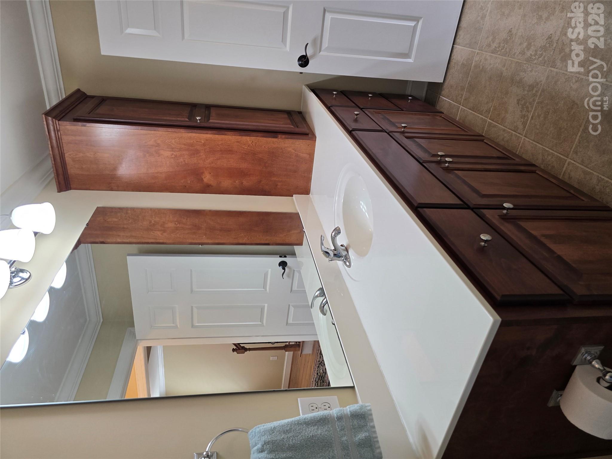 587 Marigold Drive Property Photo 23