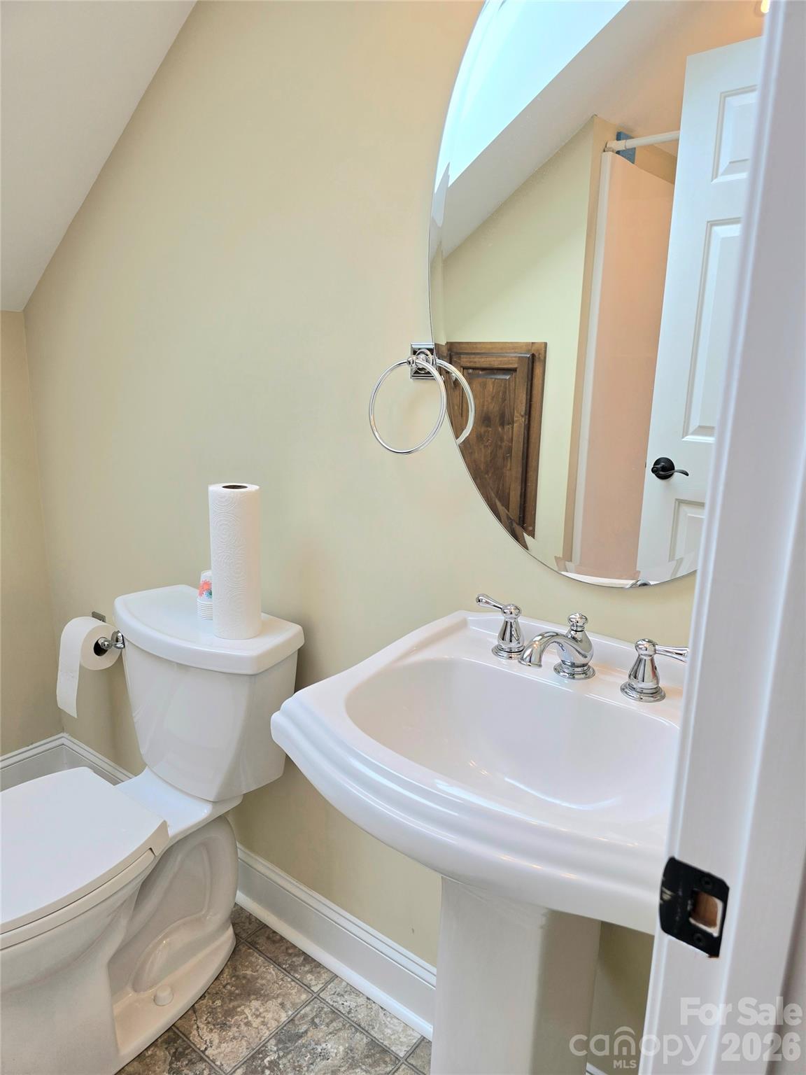 587 Marigold Drive Property Photo 27