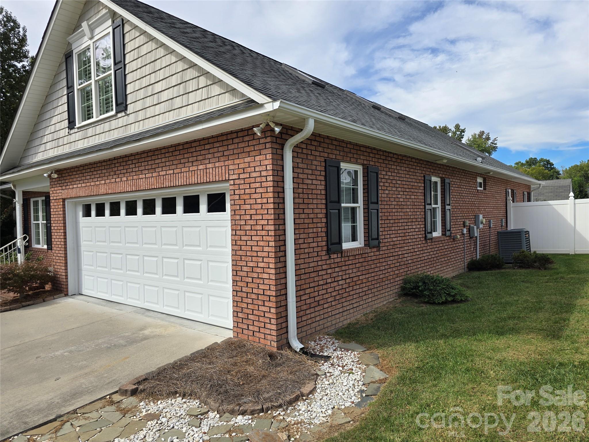 587 Marigold Drive Property Photo 34
