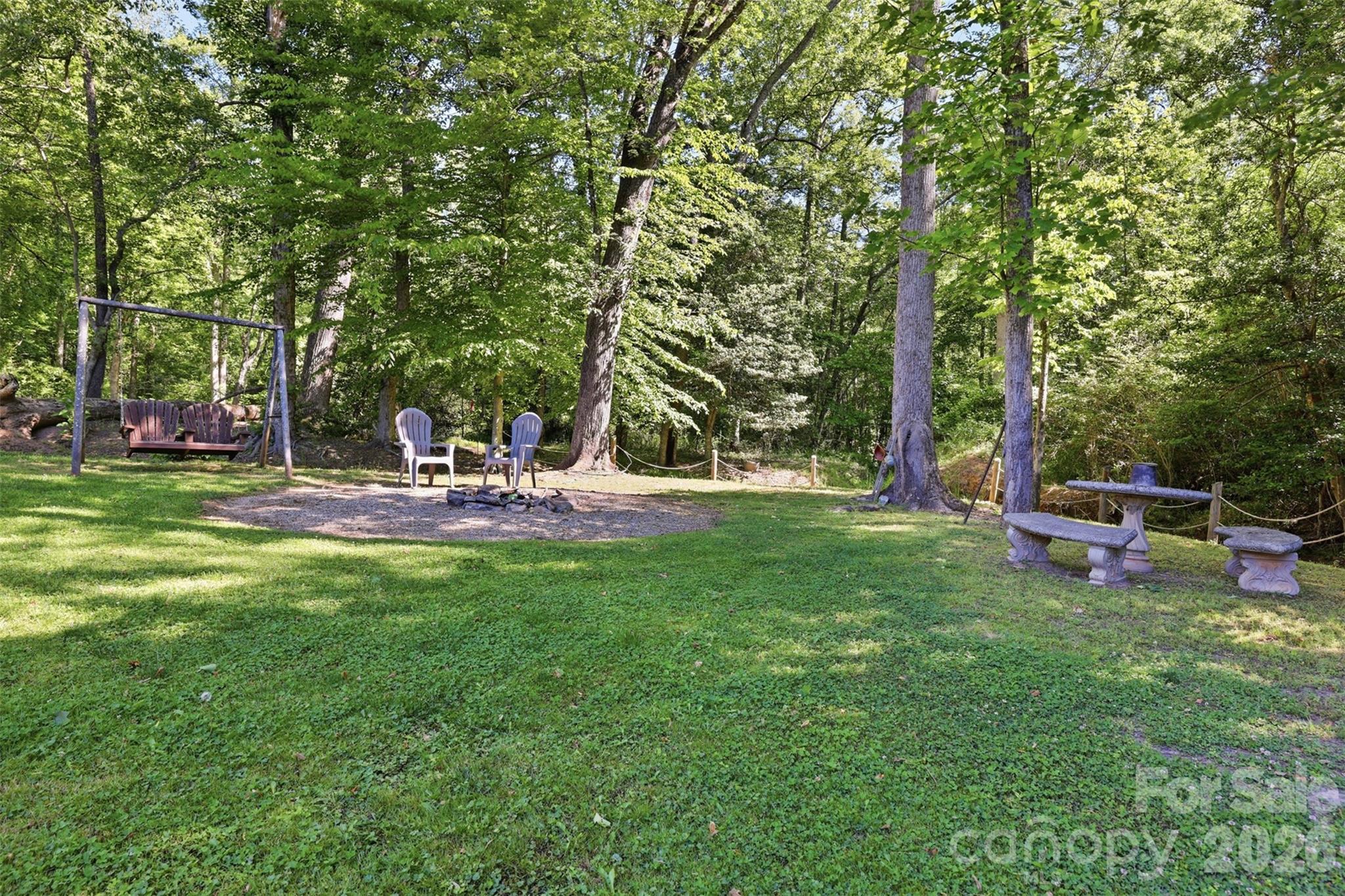 176 + 174 Oak Hollow Road Property Photo 15