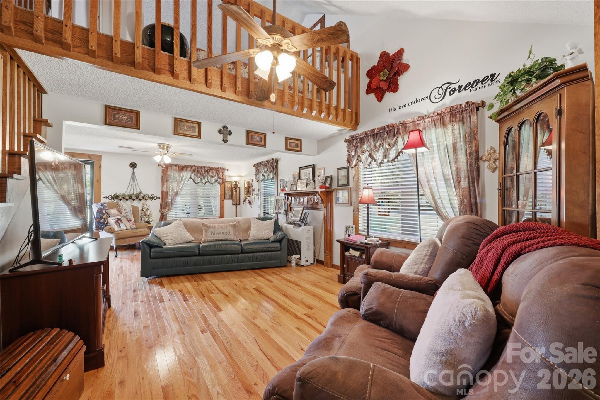 176 + 174 Oak Hollow Road Property Photo 21