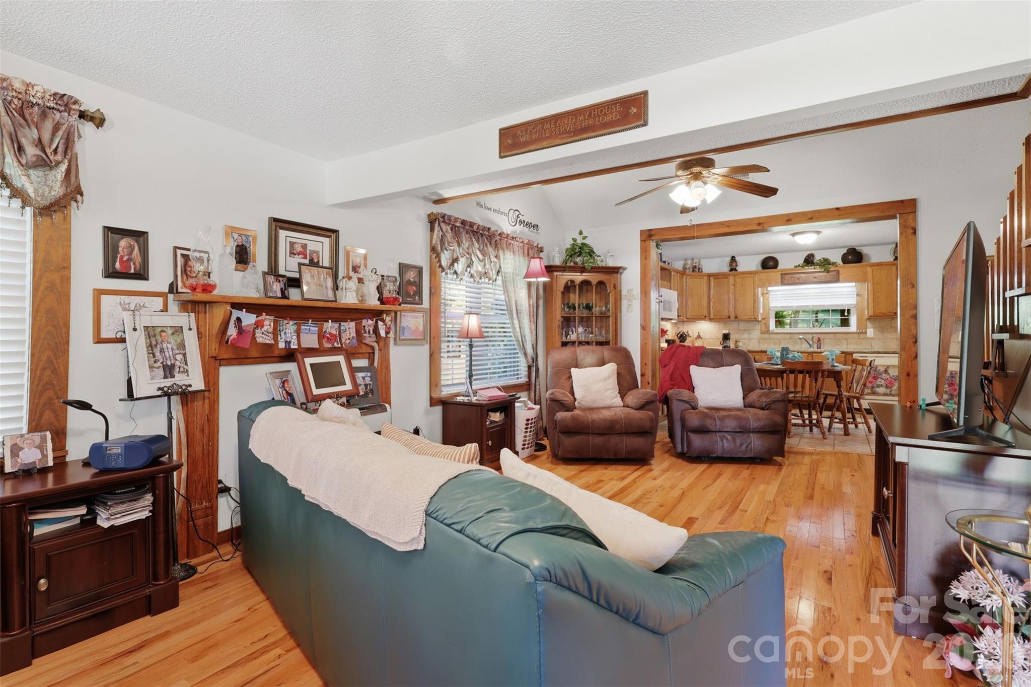 176 + 174 Oak Hollow Road Property Photo 23