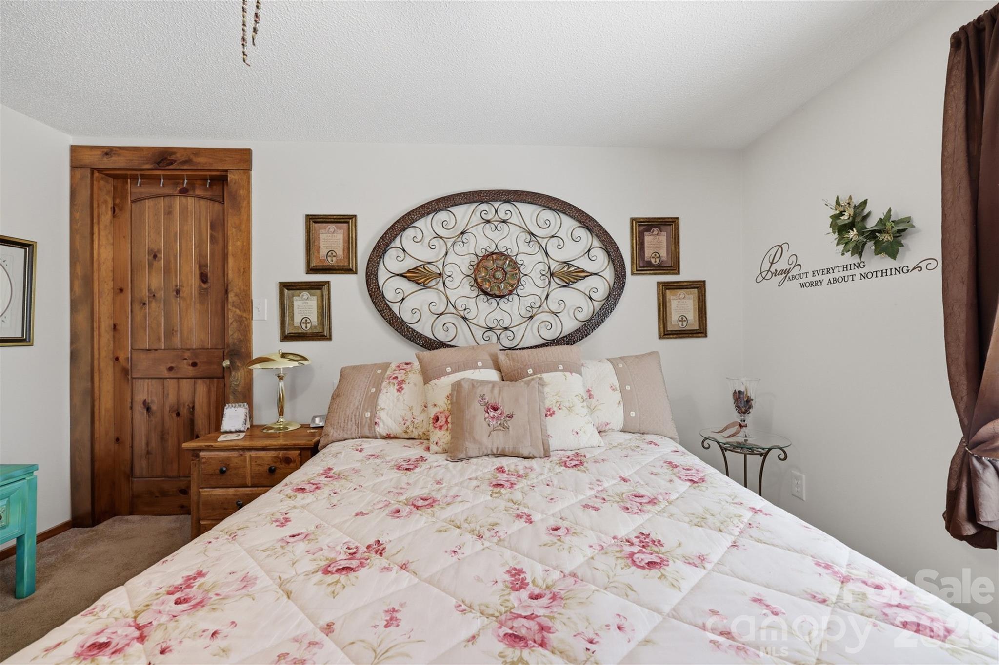 176 + 174 Oak Hollow Road Property Photo 25