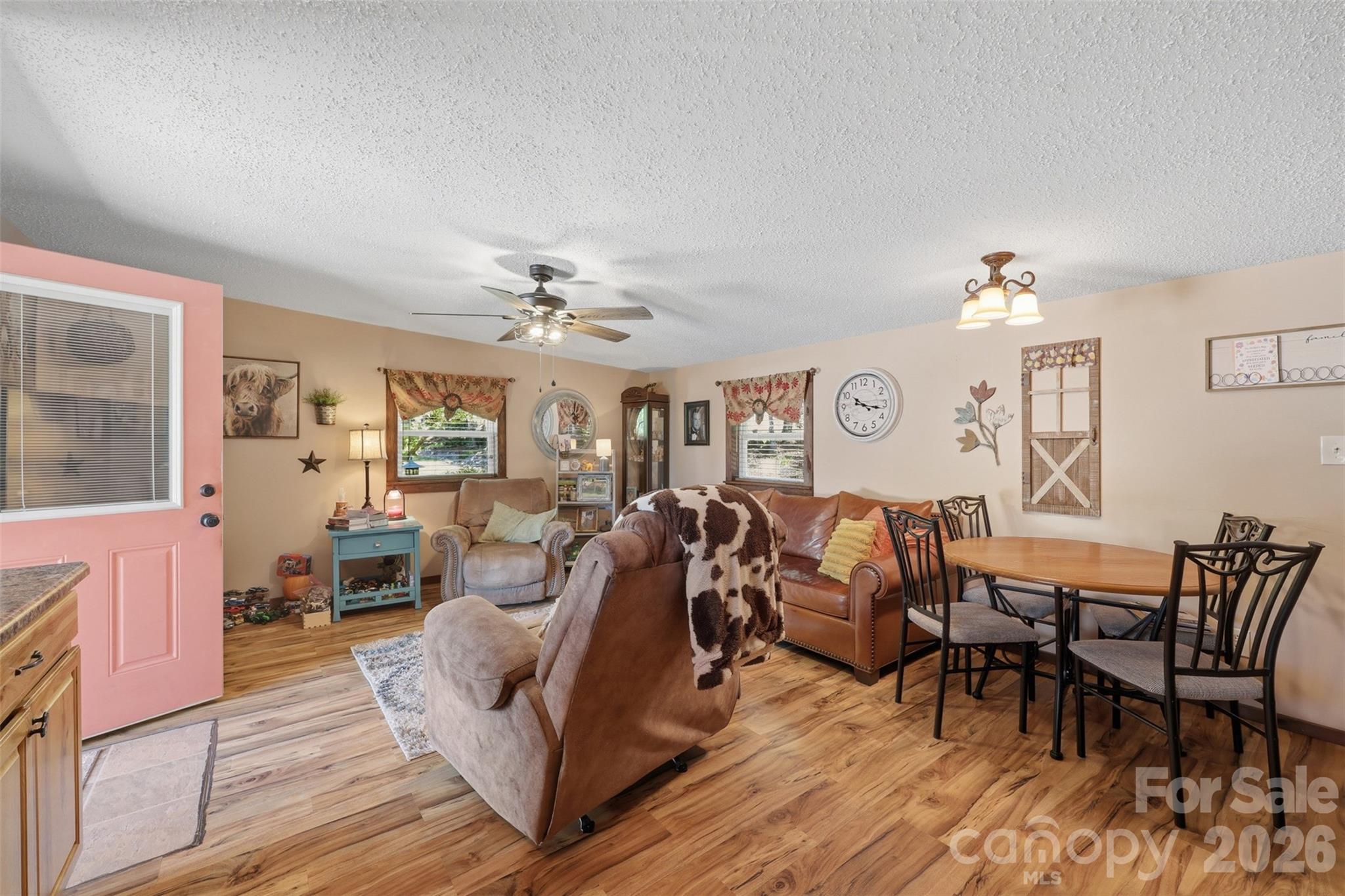 176 + 174 Oak Hollow Road Property Photo 34