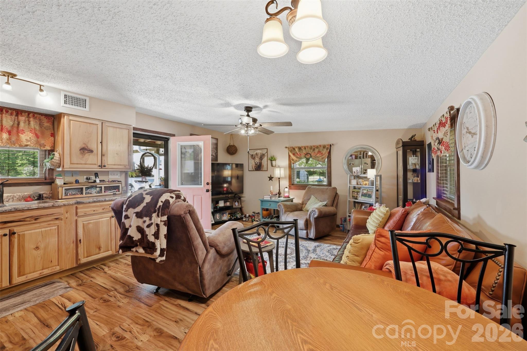 176 + 174 Oak Hollow Road Property Photo 35