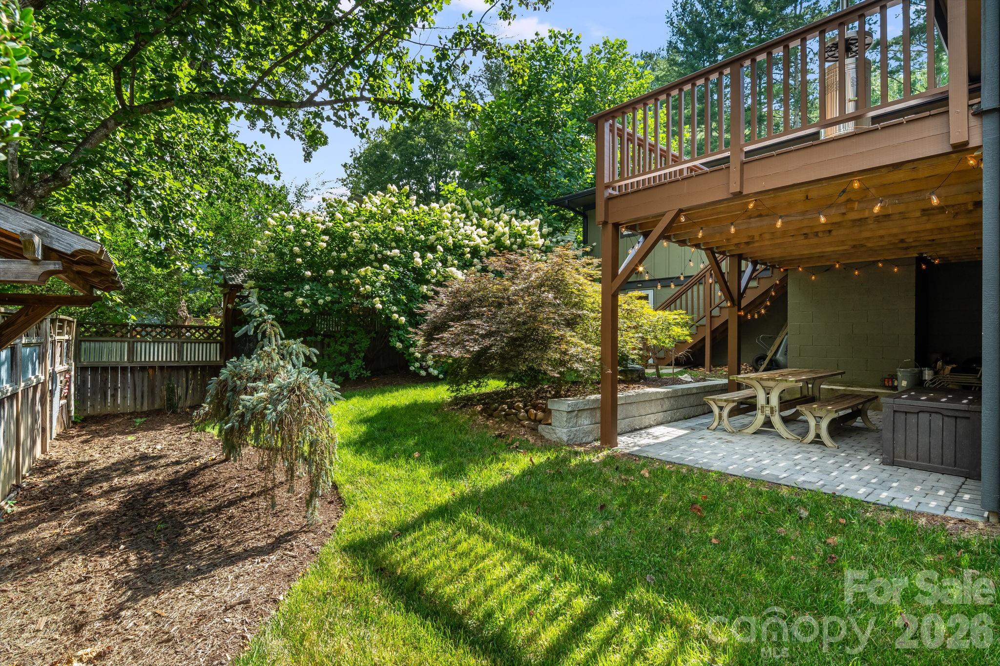 10 Davenport Place Property Photo 35