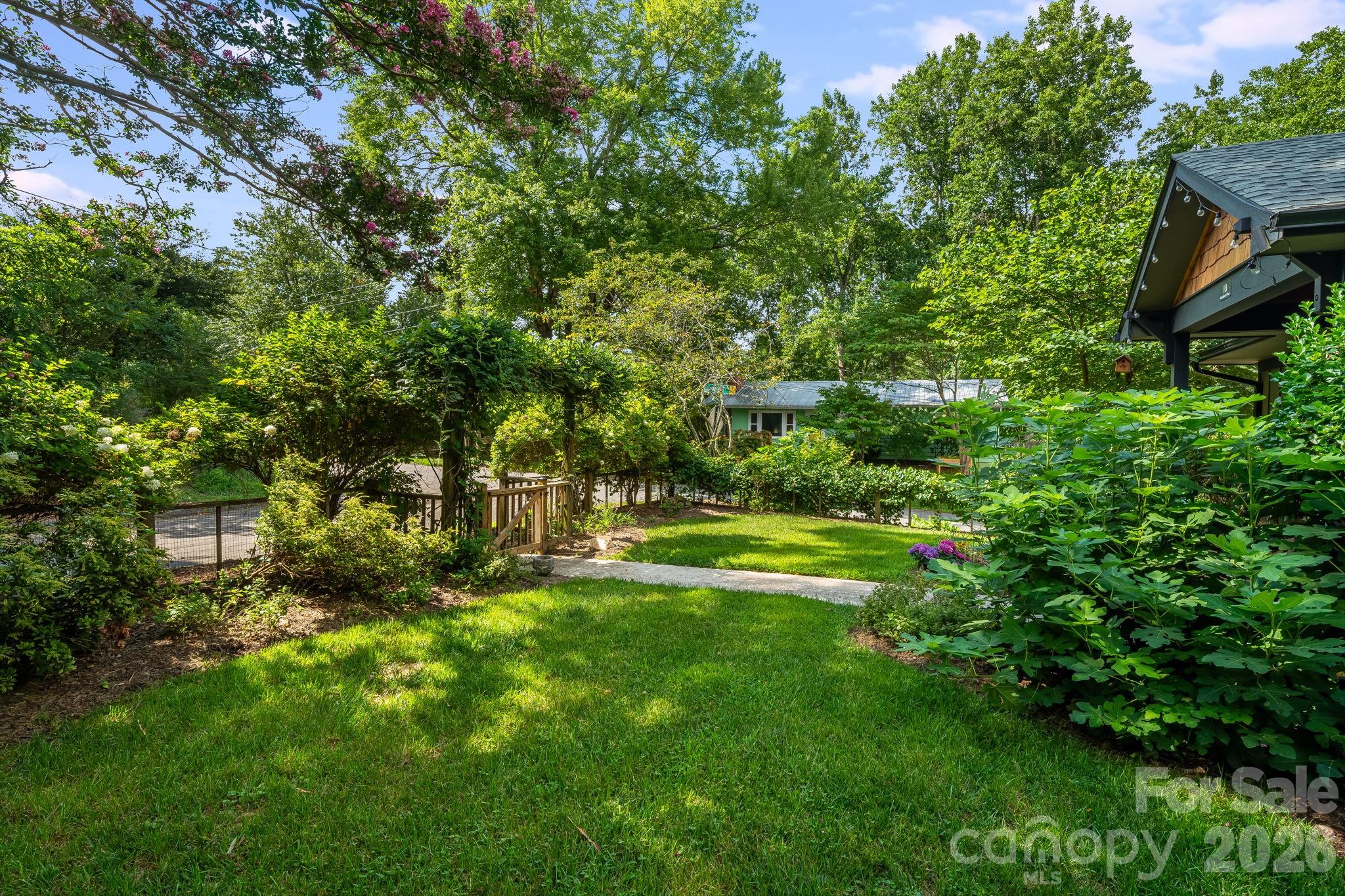 10 Davenport Place Property Photo 40