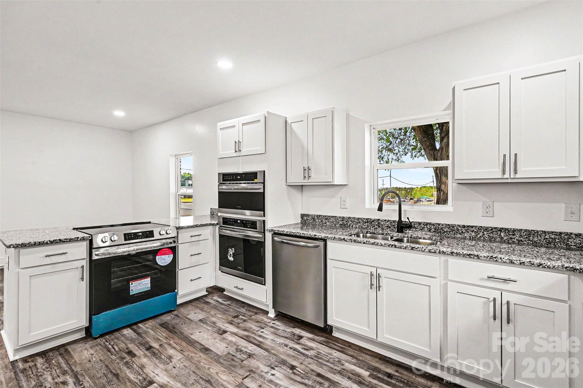 405 Aquadale Road Property Photo 13