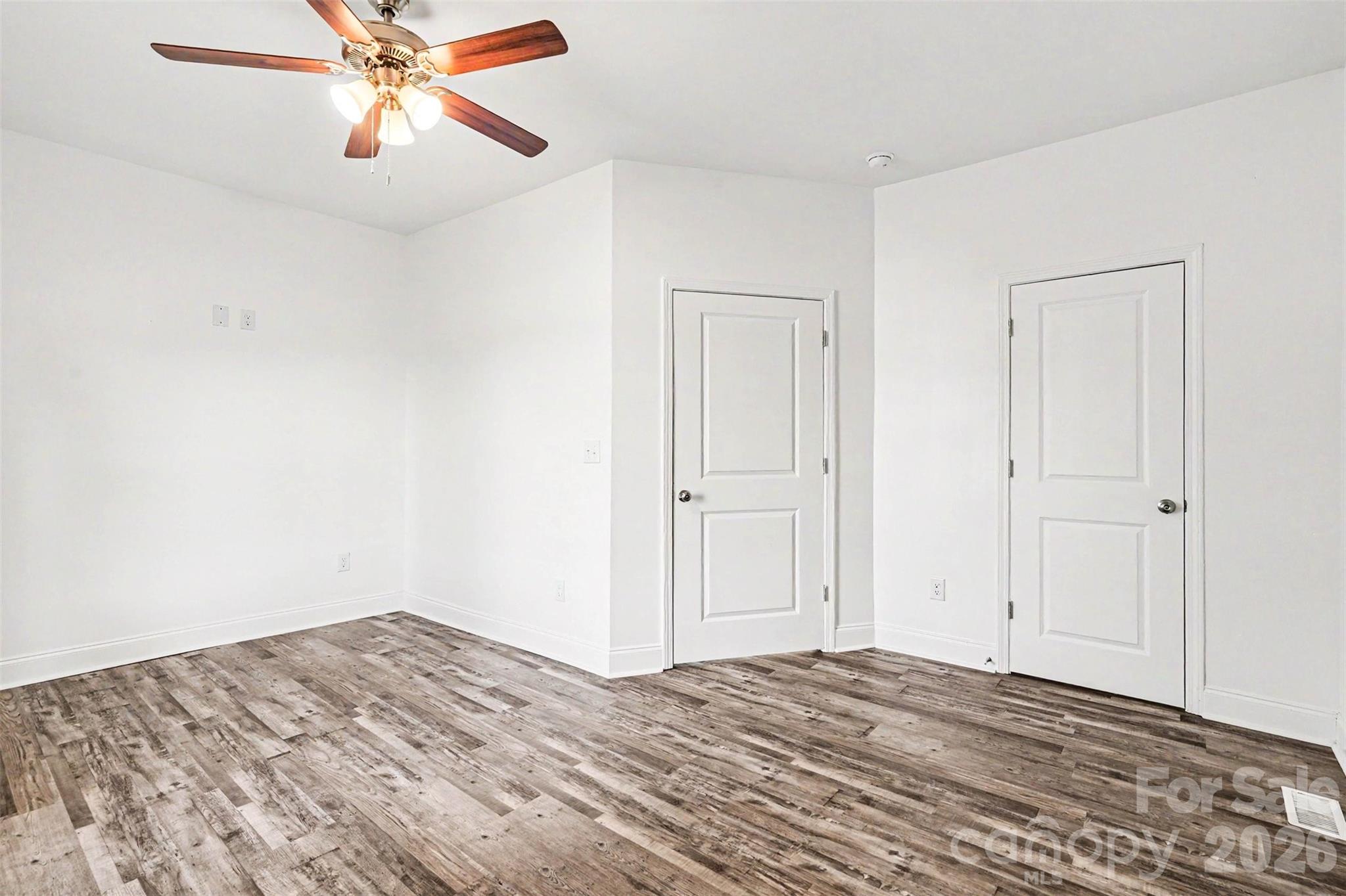 405 Aquadale Road Property Photo 20