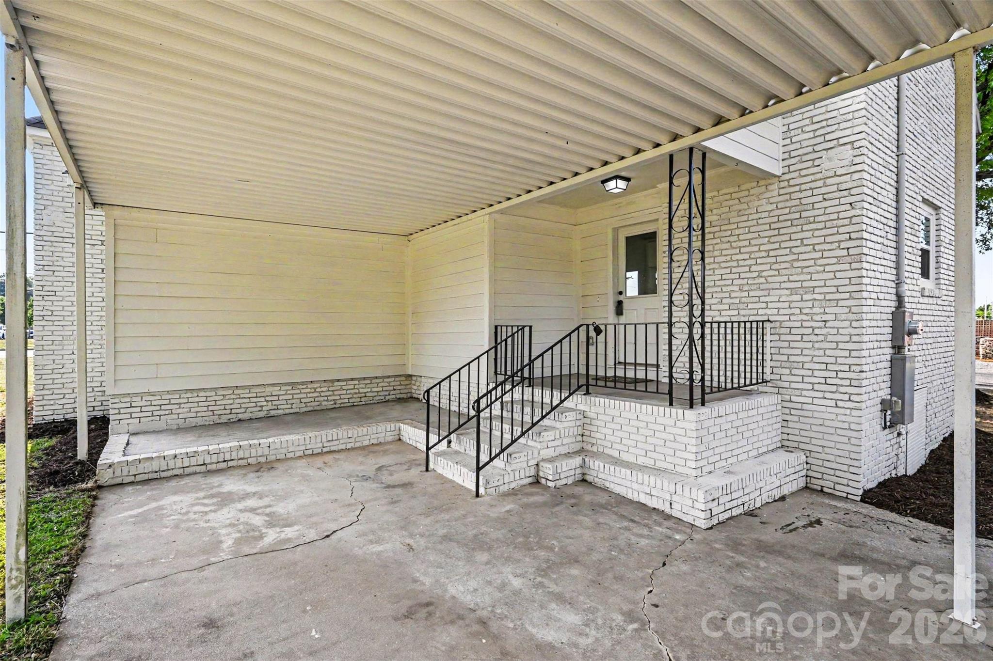 405 Aquadale Road Property Photo 25