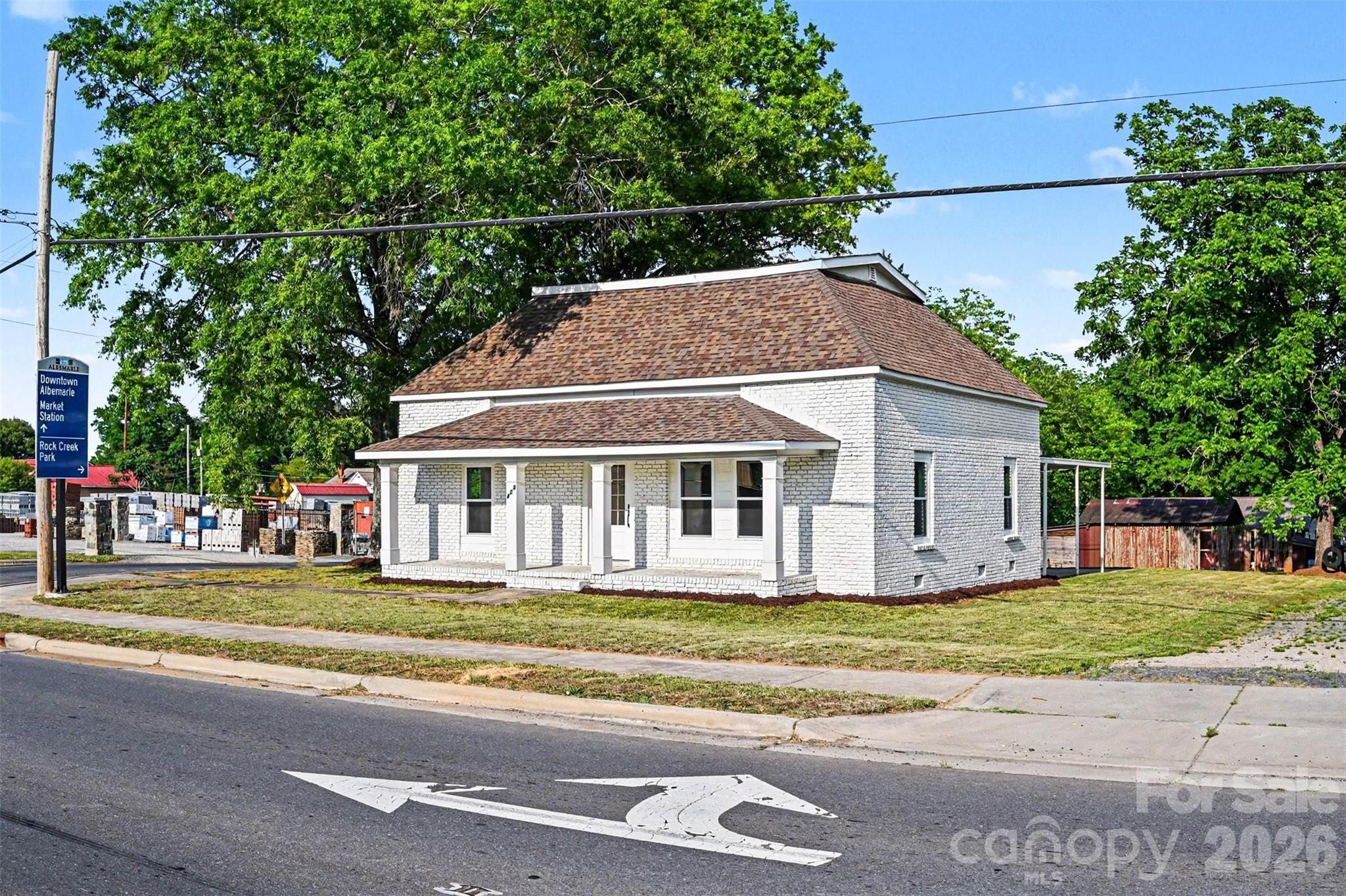 405 Aquadale Road Property Photo 33