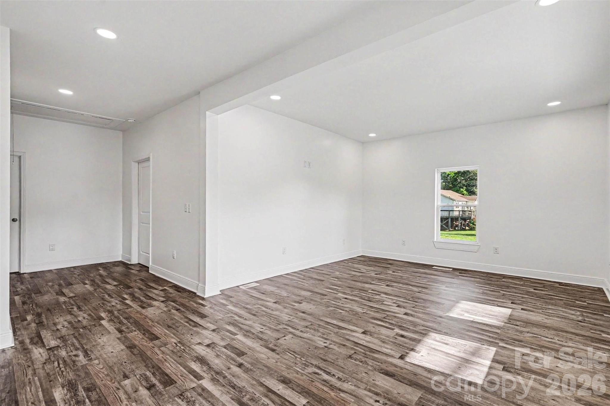 405 Aquadale Road Property Photo 35