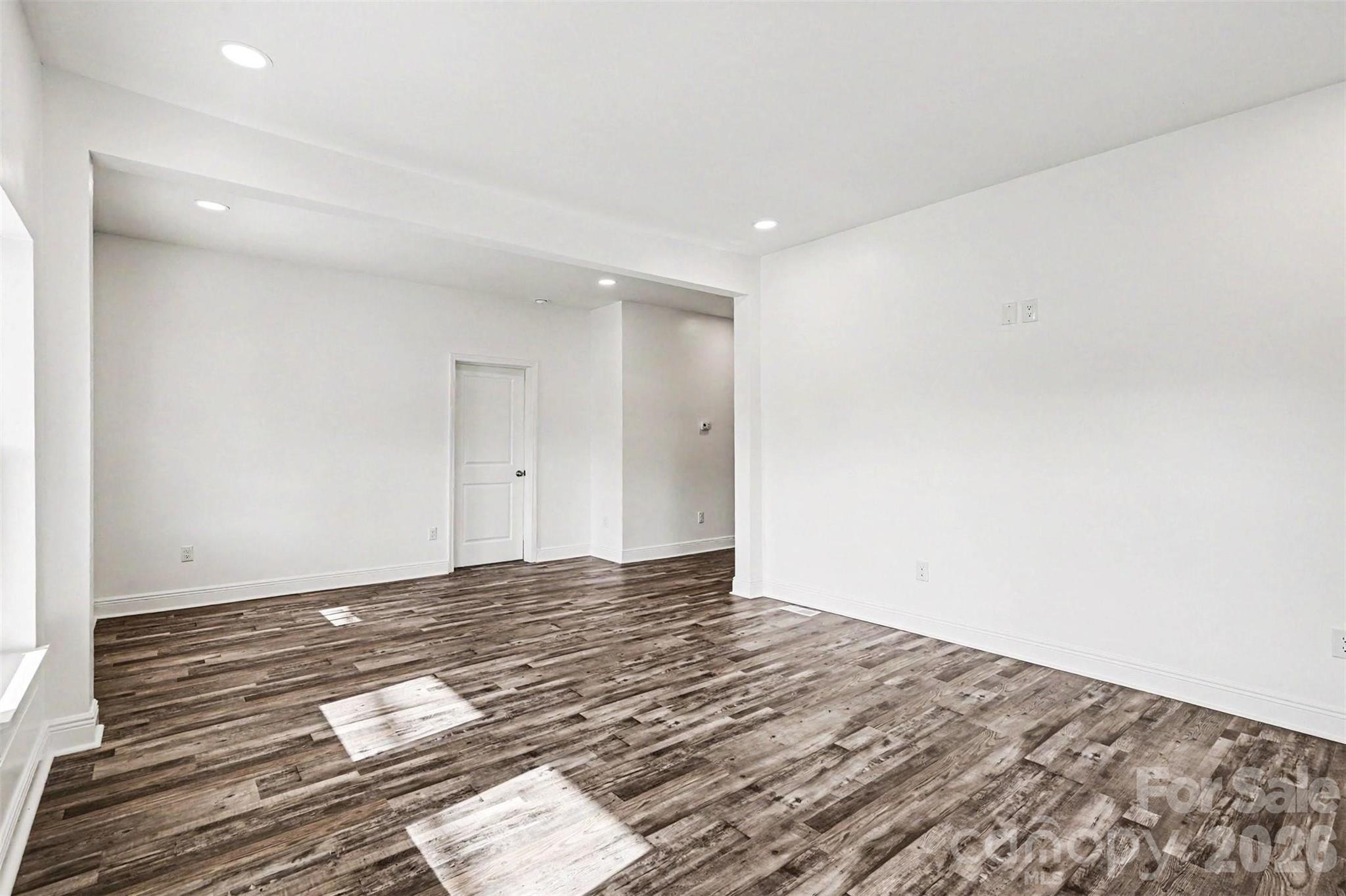 405 Aquadale Road Property Photo 37