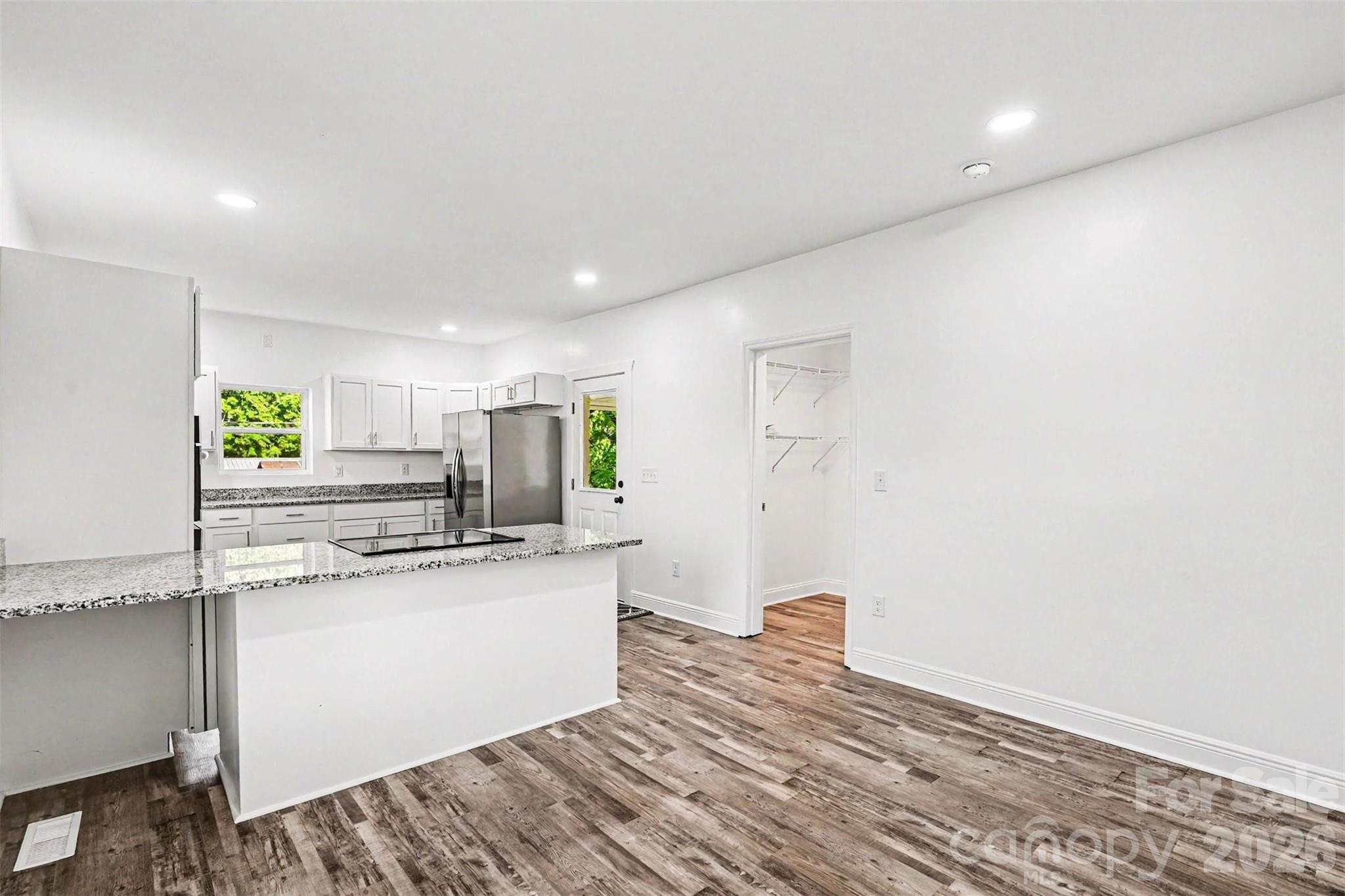 405 Aquadale Road Property Photo 40