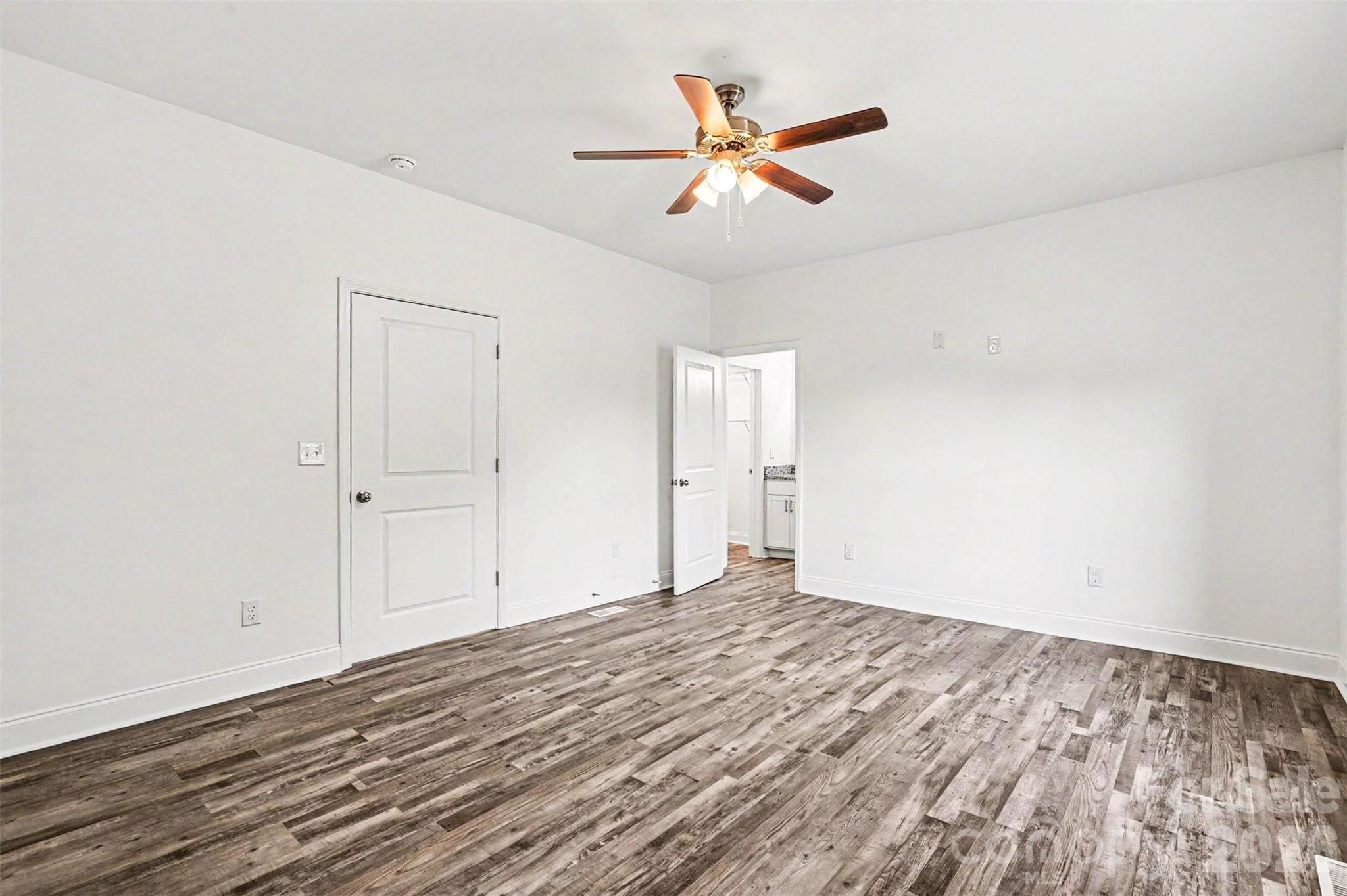 405 Aquadale Road Property Photo 47