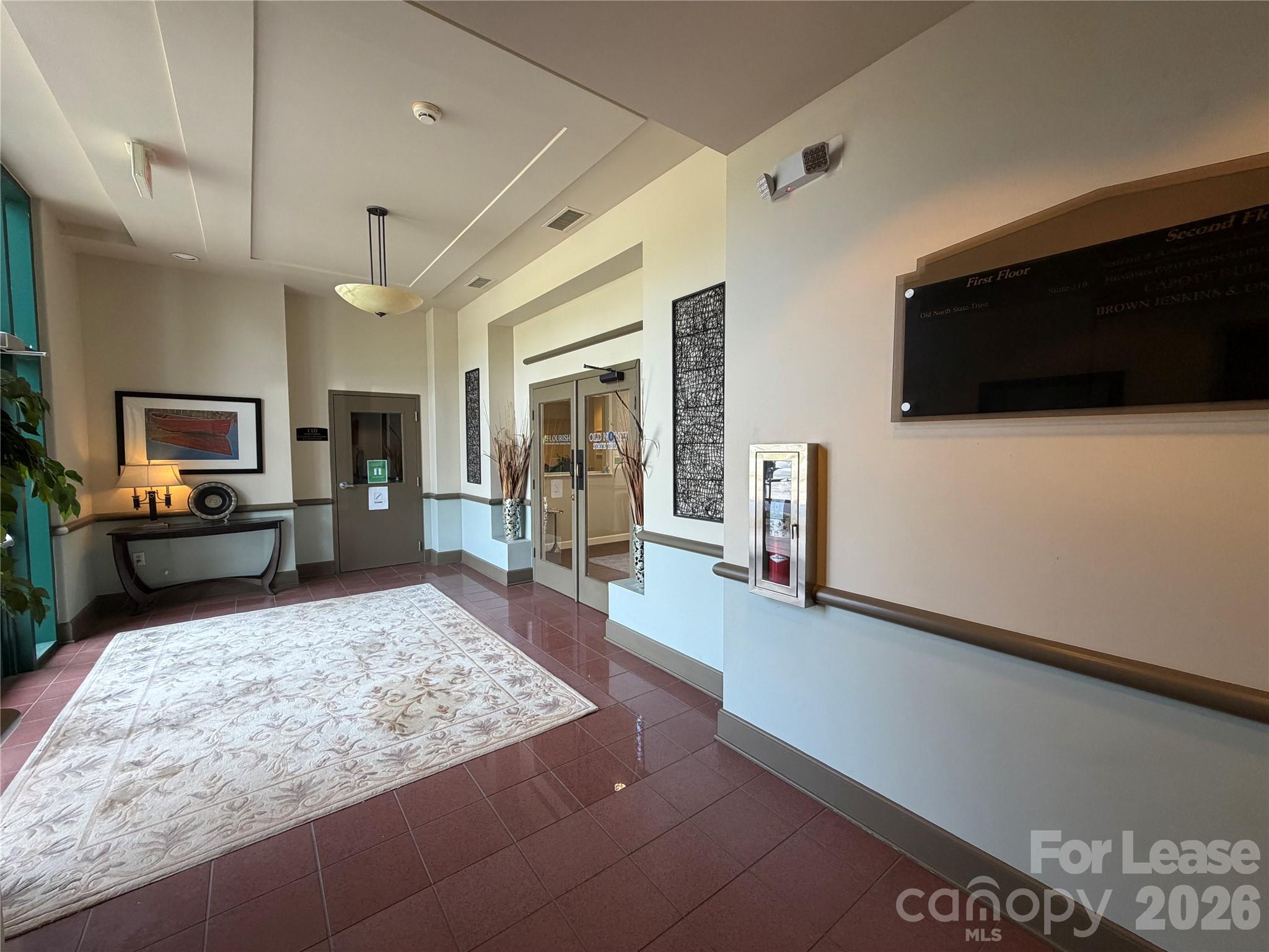 121 Rolling Hill Road Property Photo 3