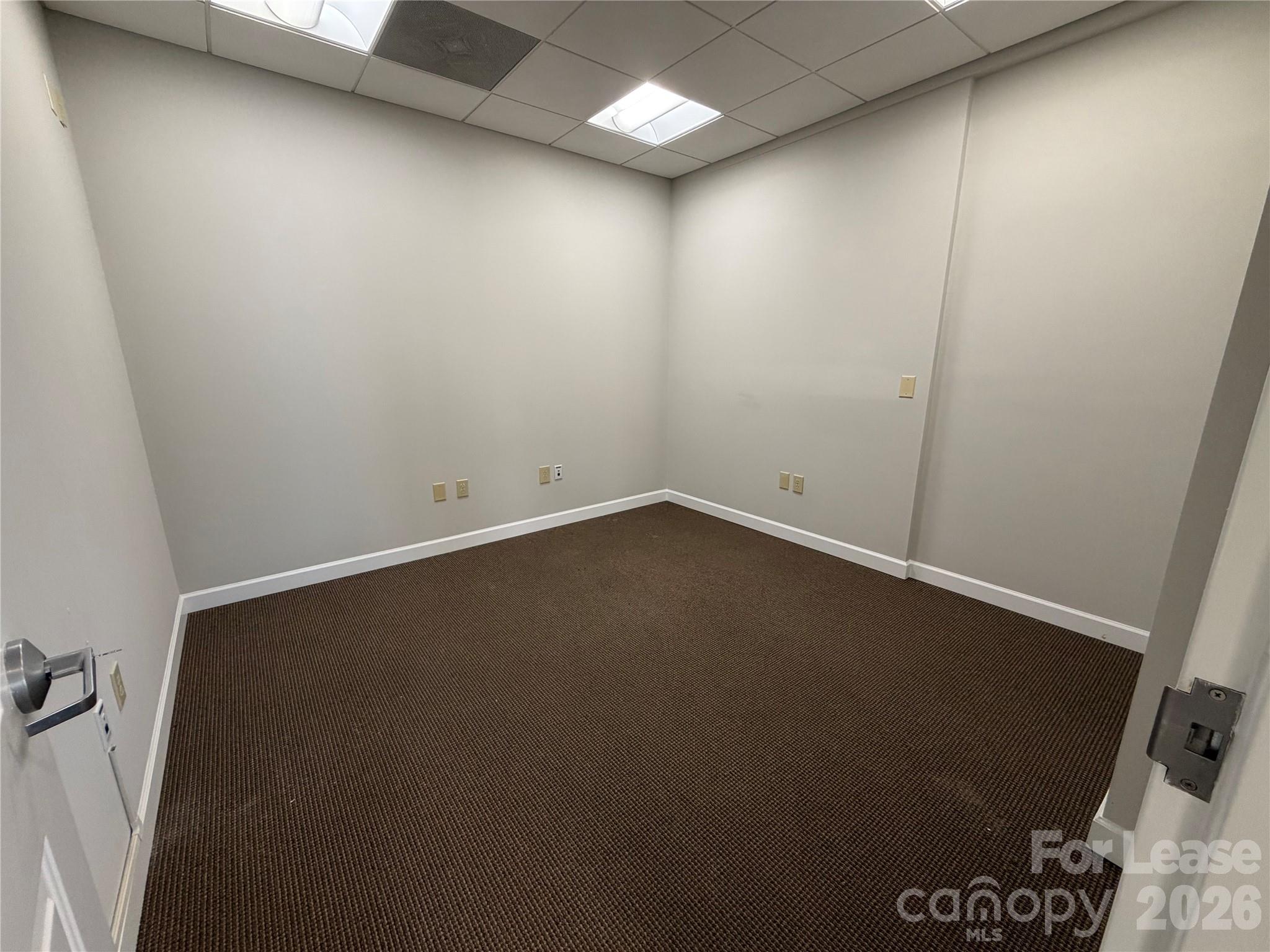 121 Rolling Hill Road Property Photo 11
