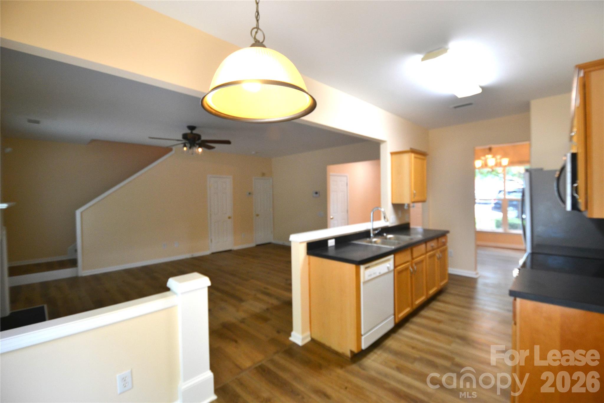 6820 Beverly Springs Drive Property Photo 12