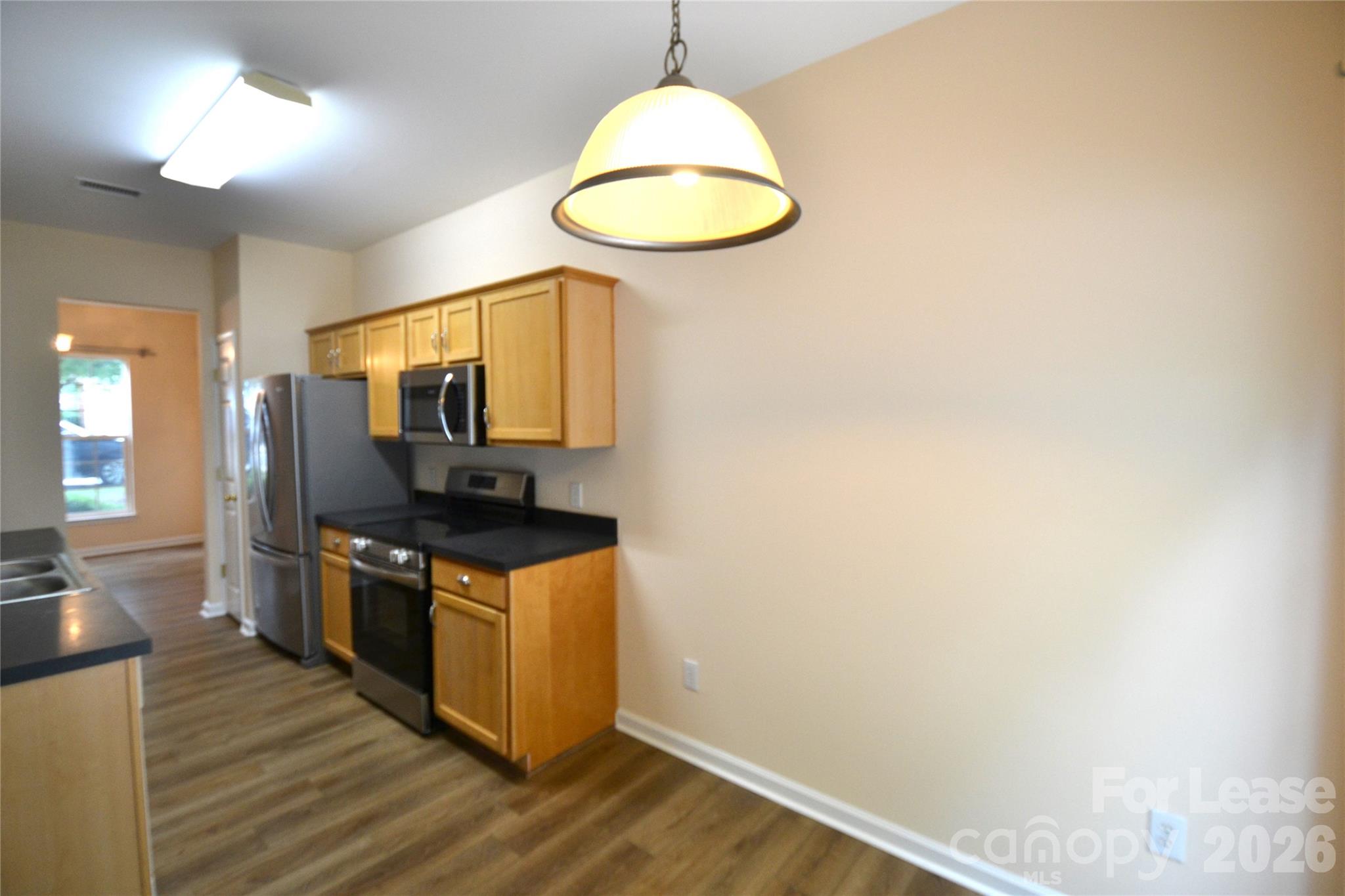 6820 Beverly Springs Drive Property Photo 13