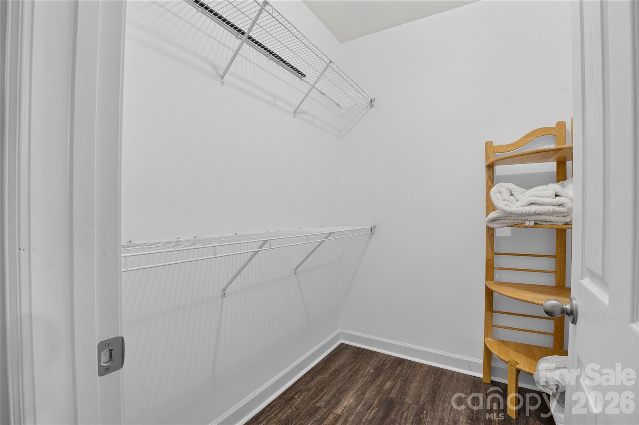 17221 Doe Valley Court Property Photo 6