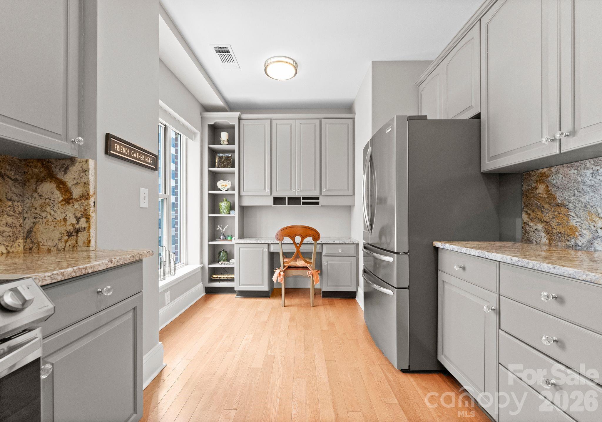 400 N Church Street 422 Property Photo 16