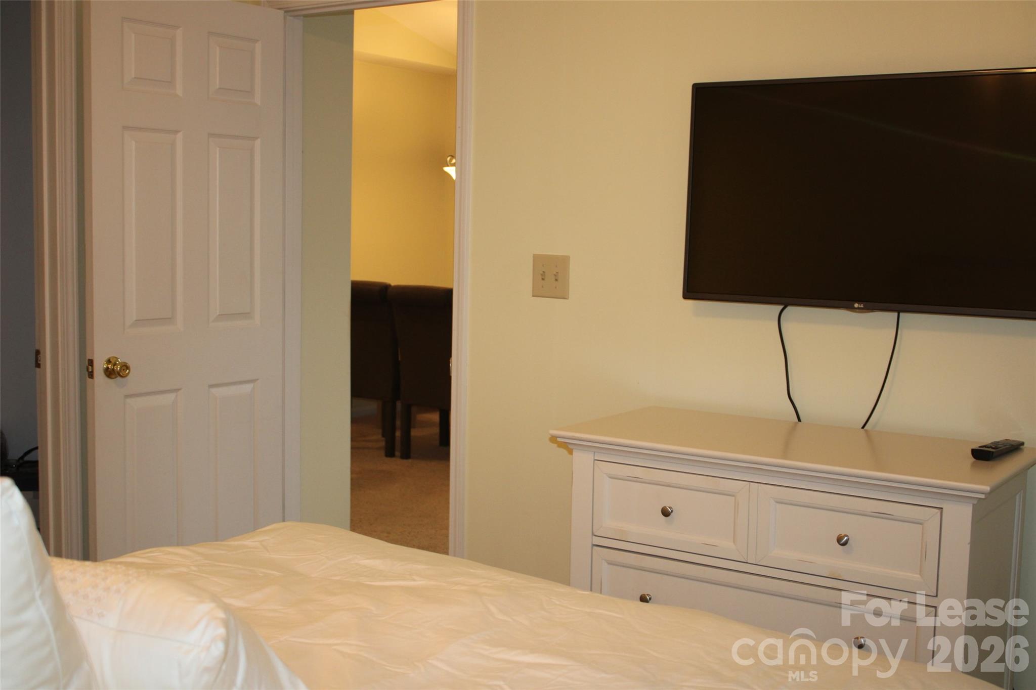 763 Southwest Drive Property Photo 22