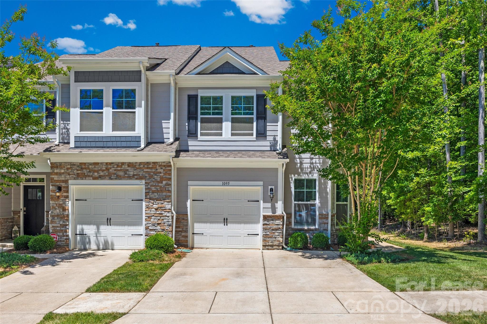 1095 Chicory Trace Property Photo 1