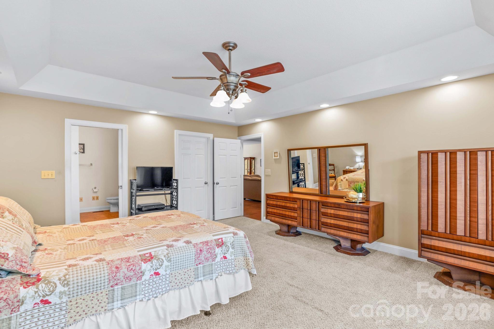 101 Devonshire Lane Property Photo 24