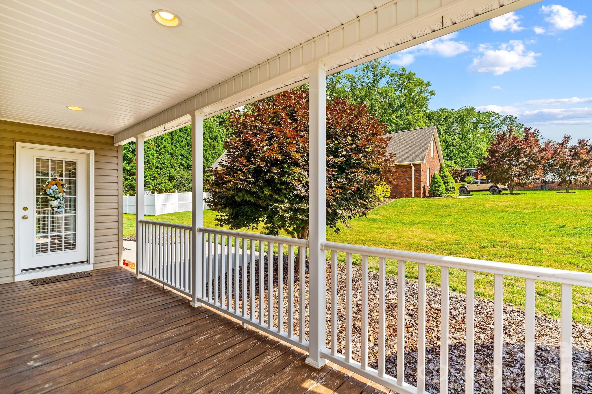 101 Devonshire Lane Property Photo 36