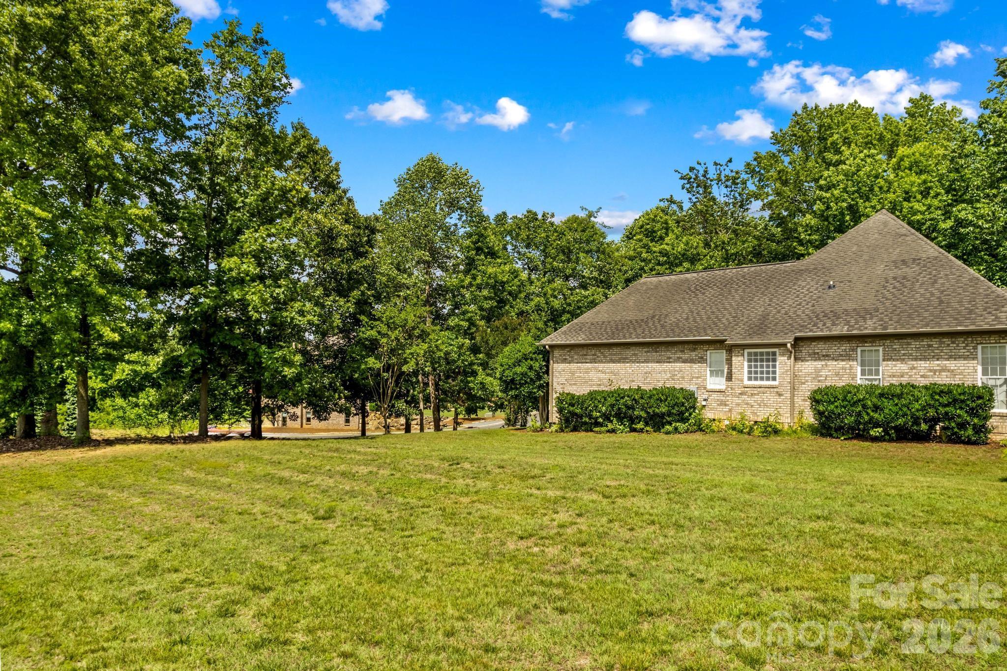 101 Devonshire Lane Property Photo 44