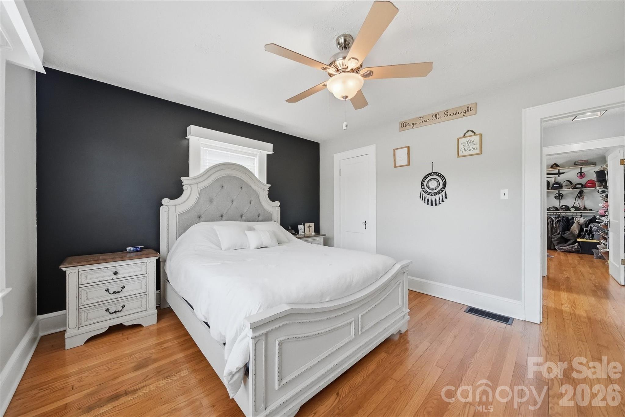 4039 Hartland Road Property Photo 14
