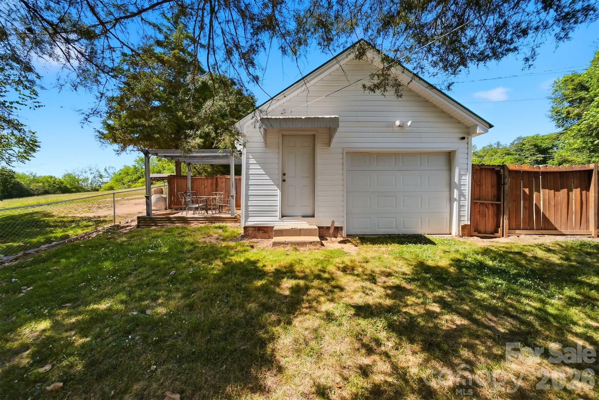 4039 Hartland Road Property Photo 29