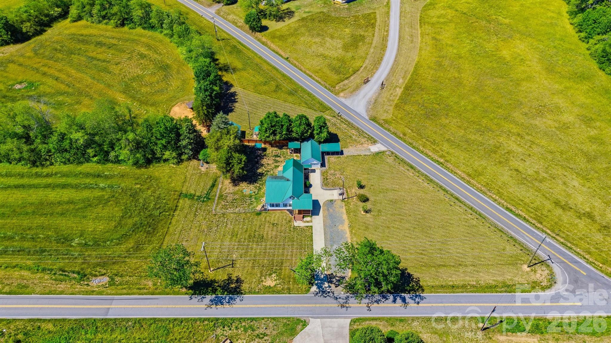 4039 Hartland Road Property Photo 38