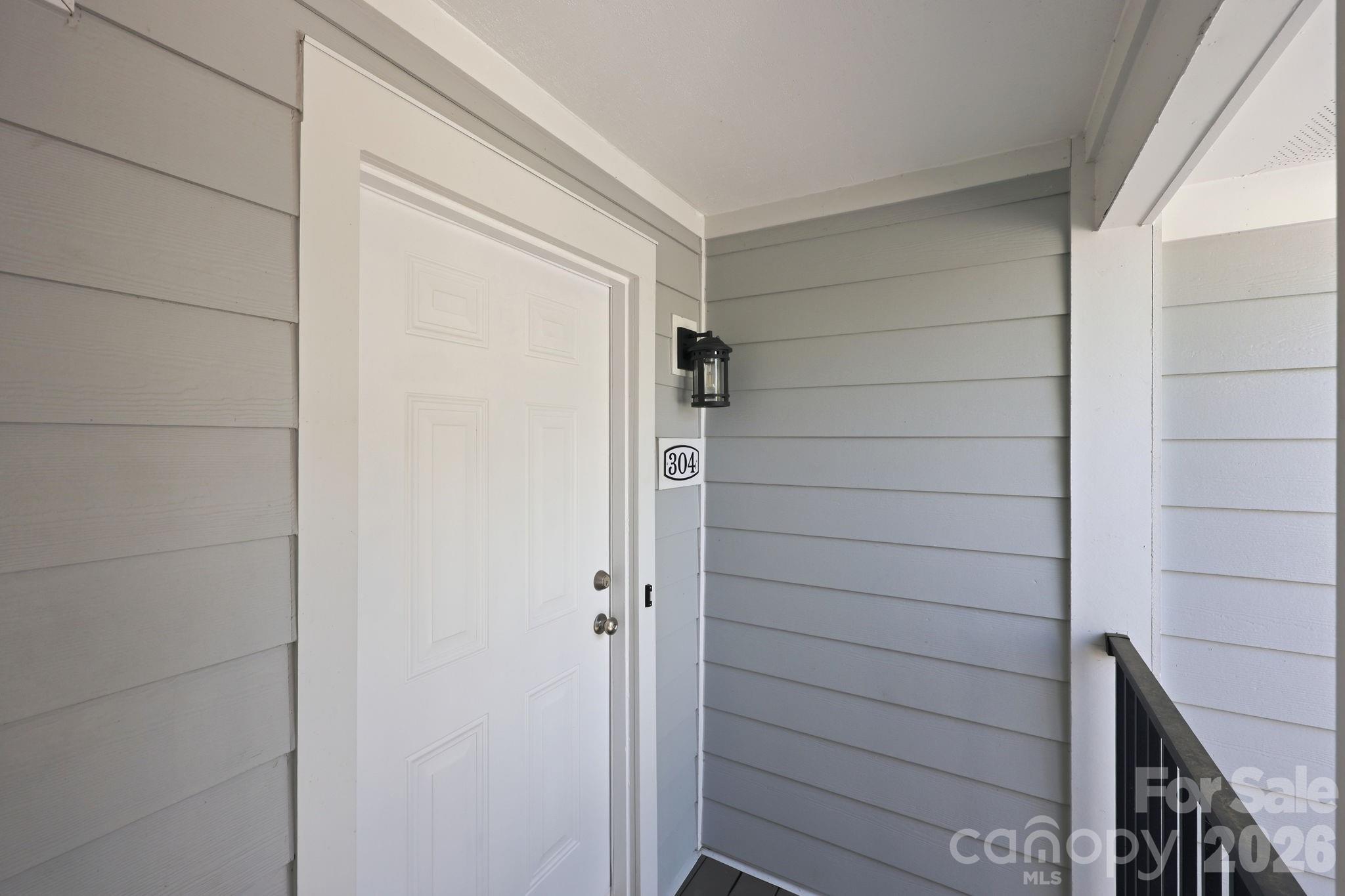 18801 Nautical Drive 304 Property Photo 5